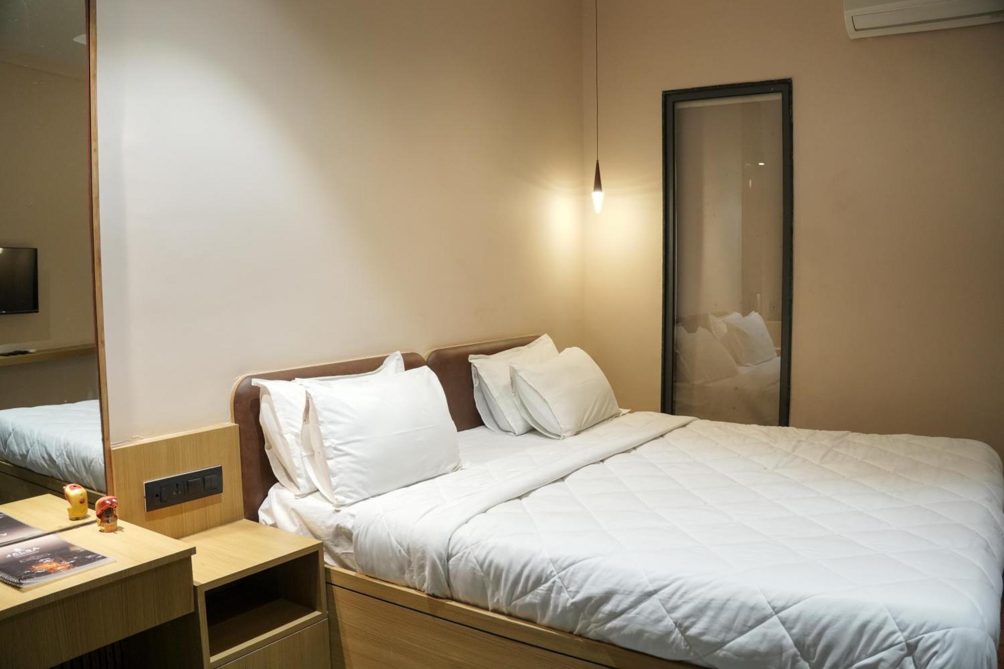 Vits Roccia Hill Resort And Adventure Park, Navapur Songadh Εξωτερικό φωτογραφία